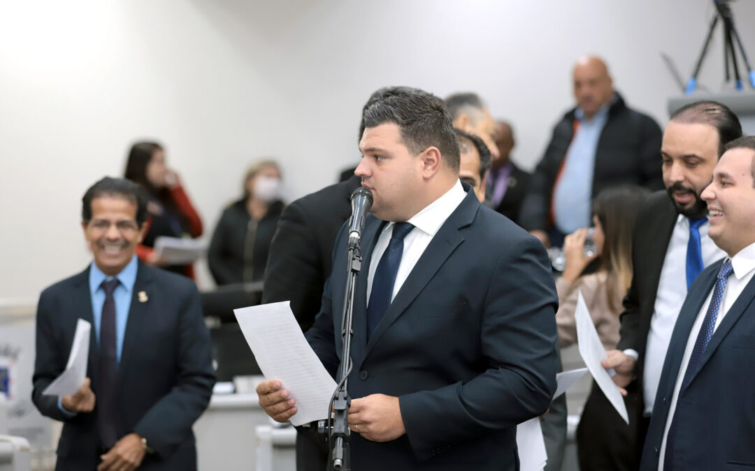 Câmara aprova projeto de lei do vereador Silvio Pitu que cria o Dia Municipal do Tradutor de Libras