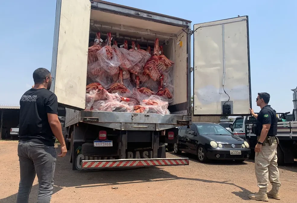 Grupo é preso por transportar 1,5 tonelada de maconha camuflada em carga de carne em MS